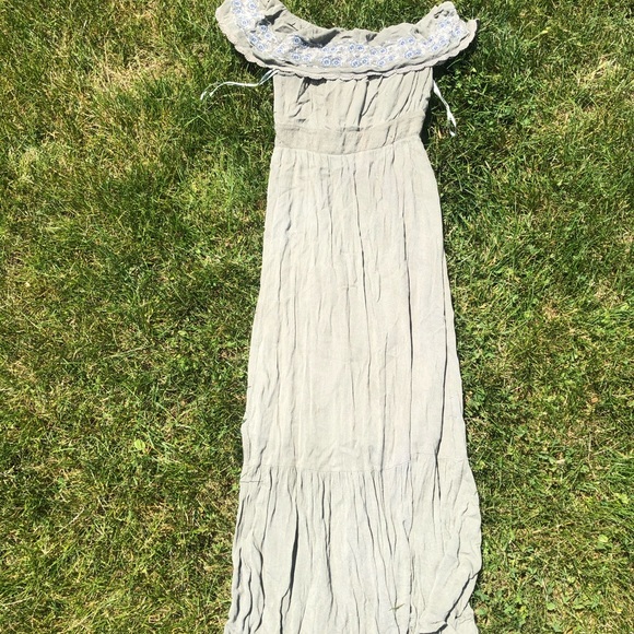 Miami Maxi Dress - Picture 3 of 4